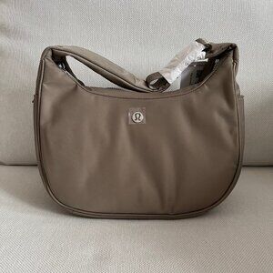 Lululemon City Essentials Shoulder Bag 4L Warm Ash Grey